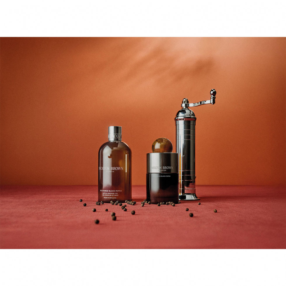 MOLTON BROWN Re-charge Black Pepper Bath & Shower Gel